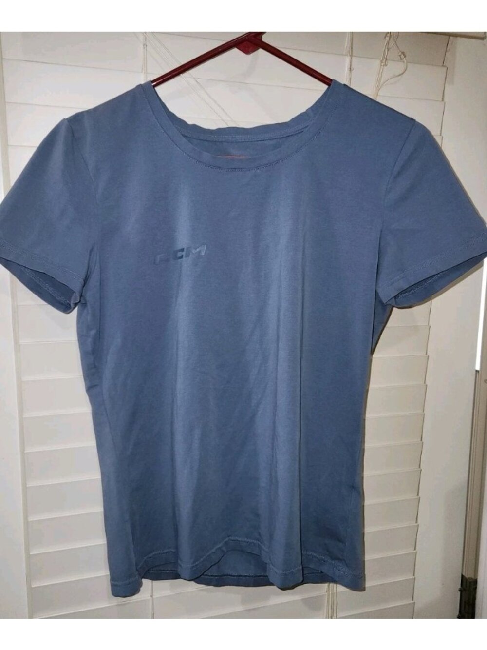 C C M Womens T-Shirt MEDIUM tee